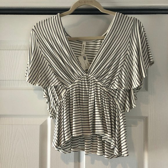 NWT! Adorable Striped Top - Picture 2 of 5